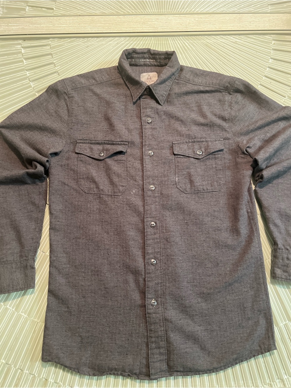 Ascend Men's Button-Down Shirt in Charcoal Gray